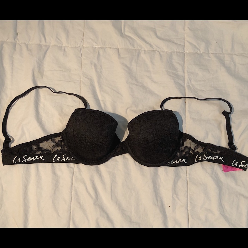 black lace La Senza bra